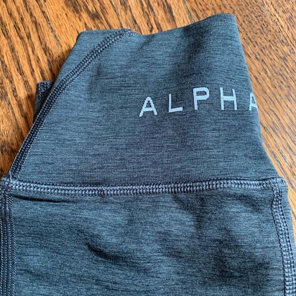 Alphalete revival short - Picture 2 of 4